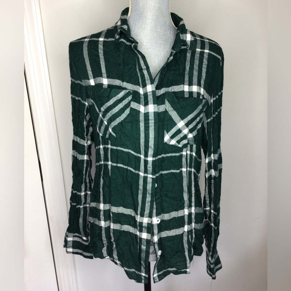 BUTTONS GREEN AND WHITE FLANNEL